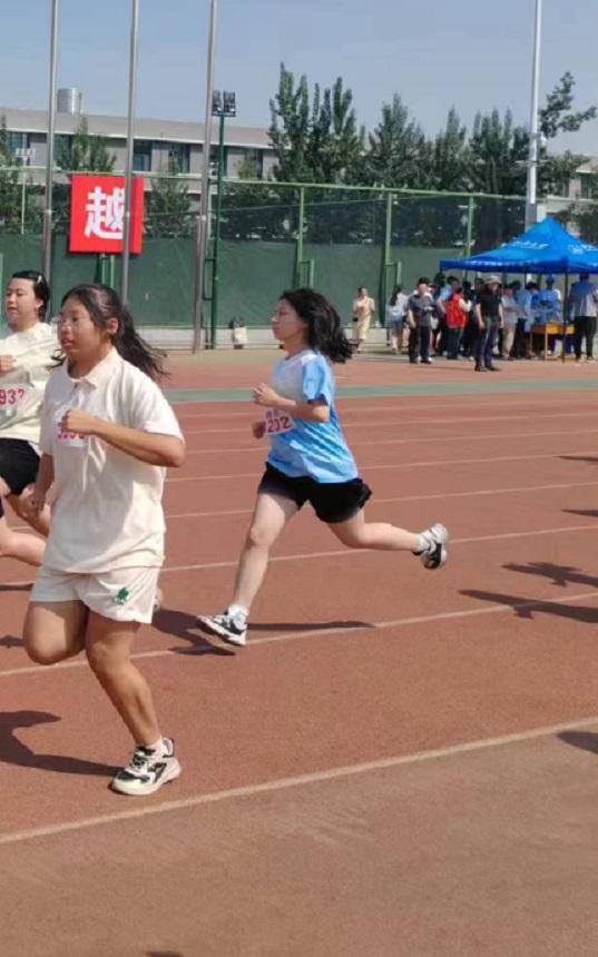 09c1a0de940045a188bc79f00cffa16f.jpg 252525.jpg